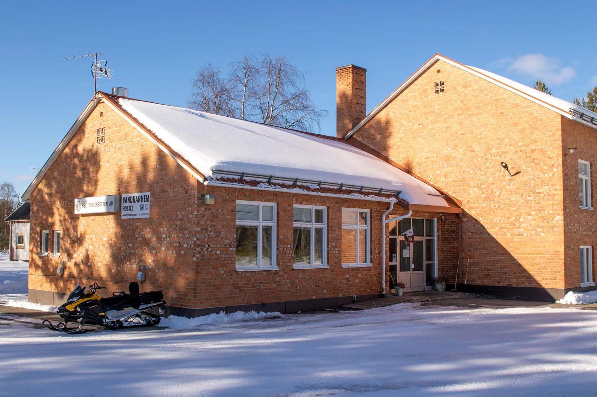 Dalasjoe Vandrarhem Vilhelmina Exterior photo